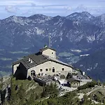 Stoll's Alpina Hotell
