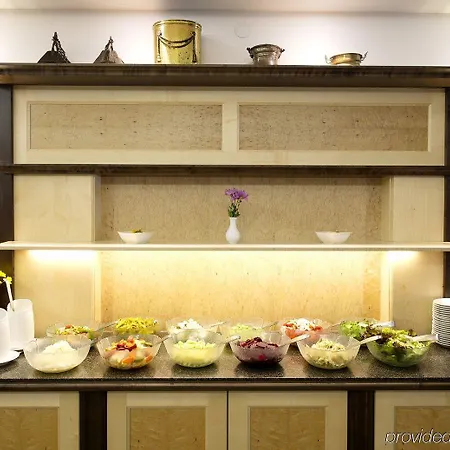 Stoll's Alpina Hotel 3*
