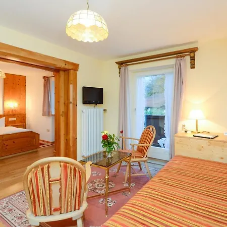 Stoll's Alpina Hotel 3*
